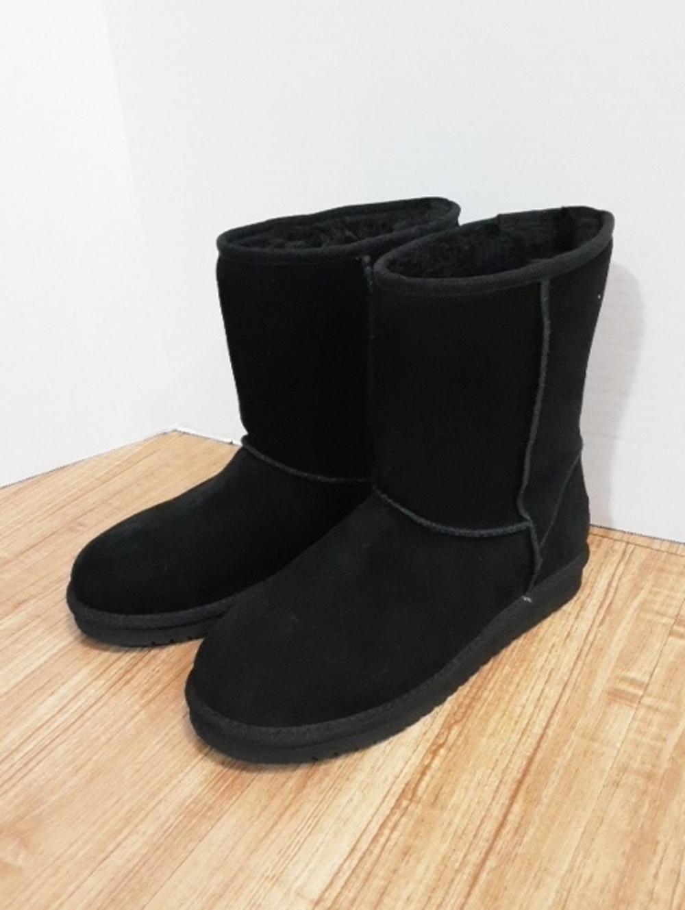 ❤❤❤Koolaburra Women's Black Winter Boots Size 8❤❤❤